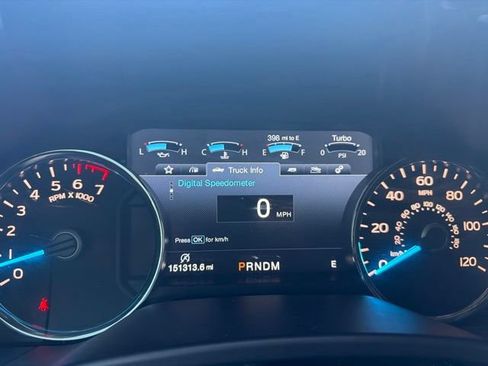 Used 2017 Ford F150 Lariat w/ Equipment Group 502A Luxury AWD/4WD image 28