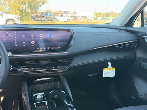 New 2026 Buick Envision Sport Touring image 32