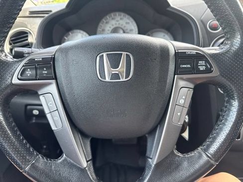 Used 2015 Honda Pilot Touring image 24
