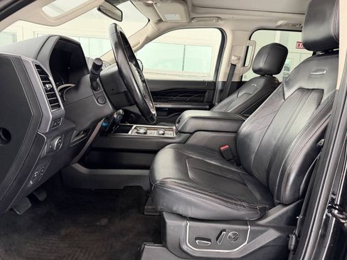 Used 2018 Ford Expedition Platinum AWD/4WD image 14