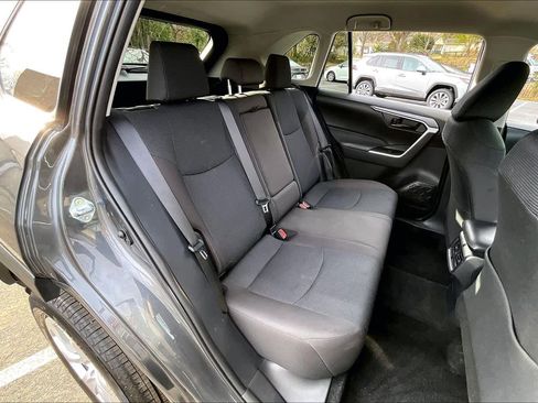 Certified 2025 Toyota RAV4 LE image 18