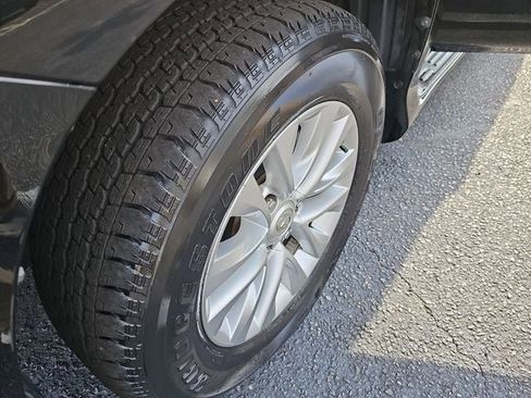 Used 2015 Lexus GX 460 image 31