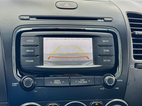 Used 2018 Kia Forte LX w/ LX Rear Camera Package FWD image 10