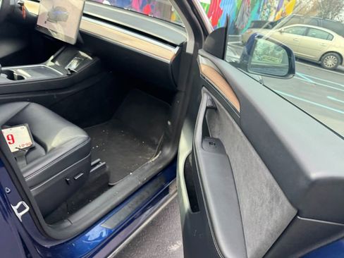 Used 2023 Tesla Model Y Long Range image 4