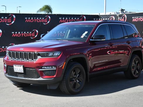 Used 2022 Jeep Grand Cherokee Limited 4xe w/ MOPAR Finishing Package image 3