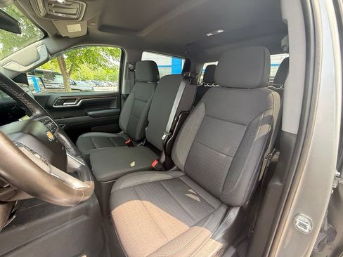 Used 2023 Chevrolet Silverado 1500 LT AWD/4WD image 23