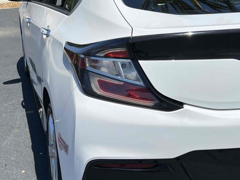 Used 2019 Chevrolet Volt LT FWD image 41