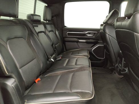 Used 2020 RAM 1500 Laramie w/ Sport Appearance Package AWD/4WD image 19