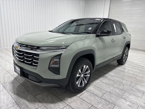 New 2026 Chevrolet Equinox LT w/ Convenience Package II image 1