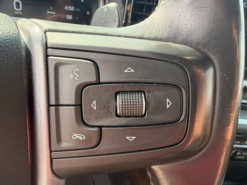 Used 2022 GMC Sierra 1500 SLT w/ SLT Premium Plus Package AWD/4WD image 16