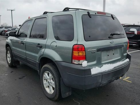 Used 2005 Ford Escape XLT image 4