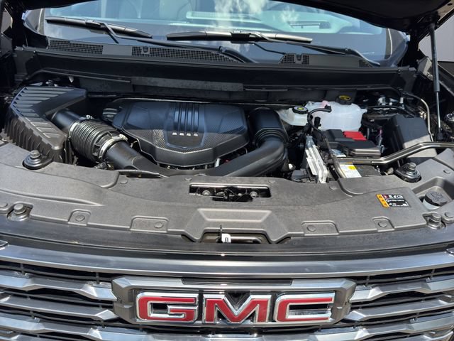 Used 2026 GMC Acadia AT4 w/ Luxury Package AWD/4WD image 26