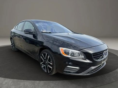 Used 2018 Volvo S60 T5 Dynamic w/ Vision Package AWD/4WD image 3