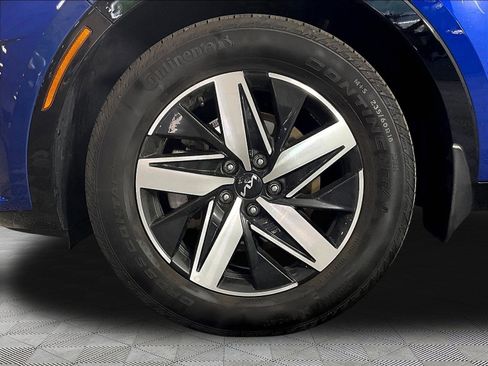 Used 2023 Kia Sorento S FWD image 34
