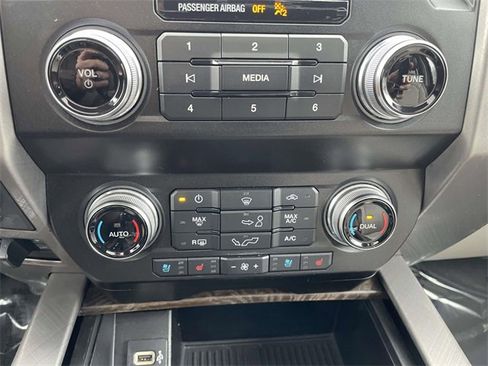 Certified 2020 Ford F150 Limited w/ Trailer Tow Package image 22