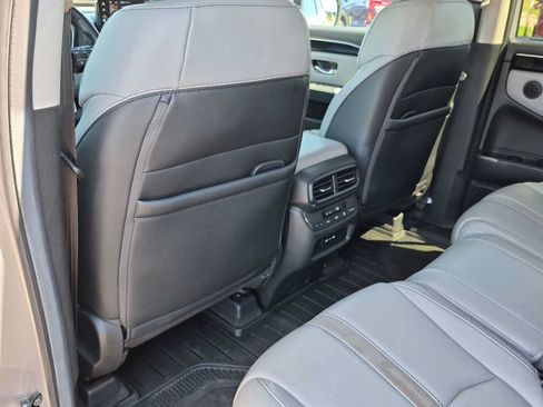 Certified 2025 Honda Pilot EX-L image 17