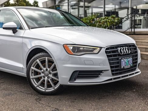 Used 2015 Audi A3 1.8T Premium Plus w/ Premium Plus Package FWD image 3