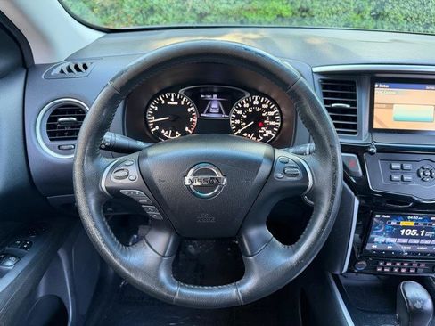 Used 2016 Nissan Pathfinder SV w/ SV Cold Weather Package image 29