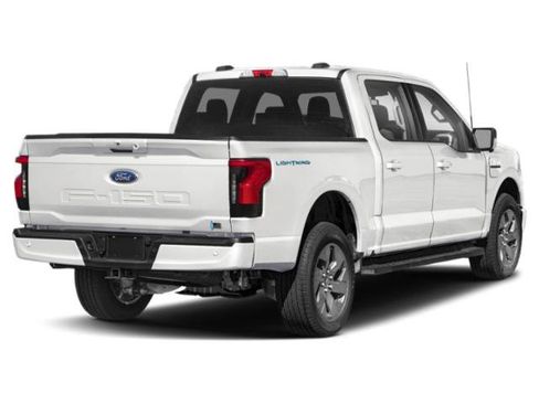 Used 2025 Ford F150 Lightning XLT image 3