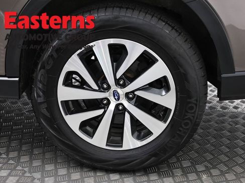 Used 2022 Subaru Outback Premium image 32