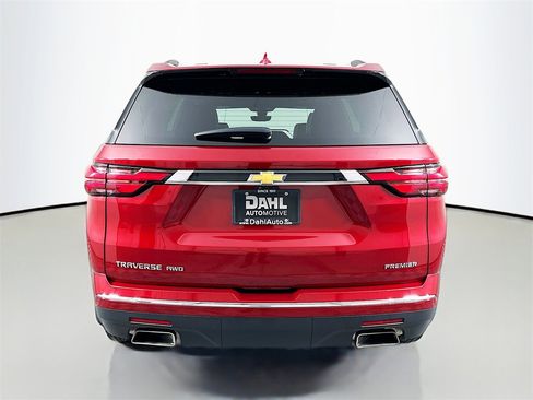 Used 2023 Chevrolet Traverse Premier image 6