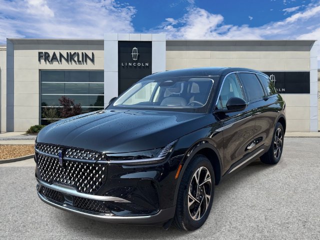 New 2026 Lincoln Nautilus Premier AWD/4WD image 3