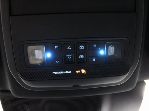 Used 2020 Ford Explorer ST w/ Premium Technology Package image 75