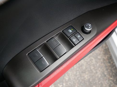 Used 2022 Toyota Camry XSE w/ Carpet Mat Package (TMS) AWD/4WD image 15