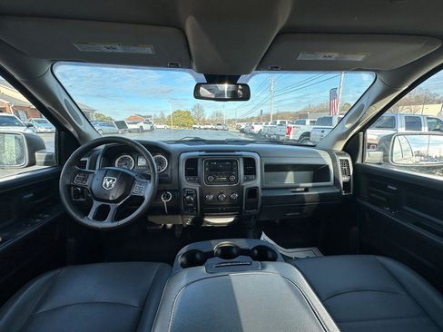 Used 2019 RAM 1500 Tradesman image 11