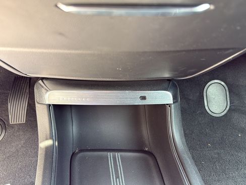Certified 2024 Cadillac Lyriq Sport w/ LPO, Floor Liner Package AWD/4WD image 35