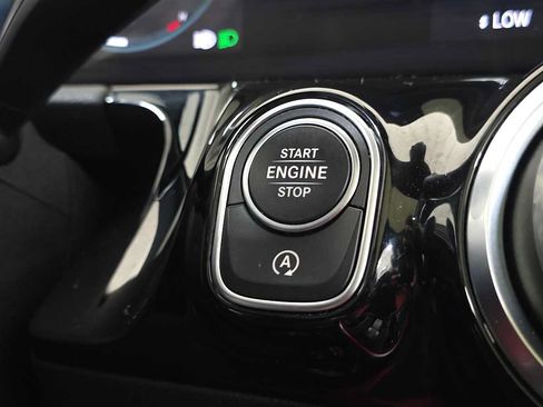 Used 2023 Mercedes-Benz GLA 250 4MATIC image 36