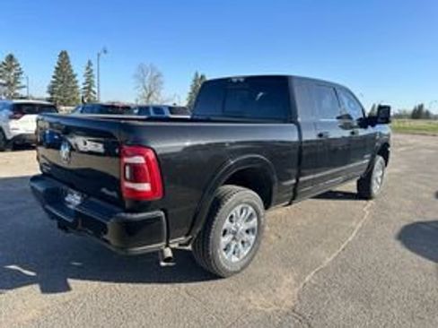 Used 2023 RAM 3500 Limited AWD/4WD image 7