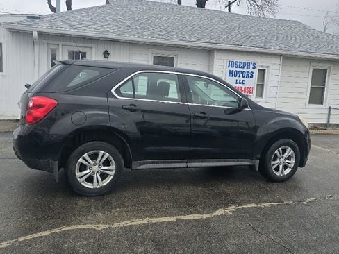 Used 2011 Chevrolet Equinox LS w/ LPO, Protection Package FWD image 4