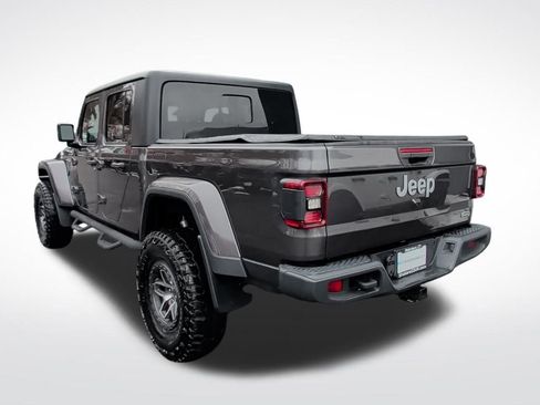 Used 2020 Jeep Gladiator Overland image 3