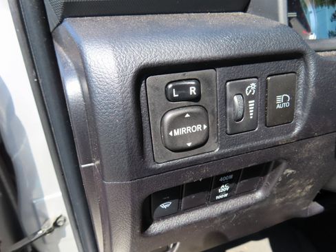 Used 2021 Toyota 4Runner Venture image 14