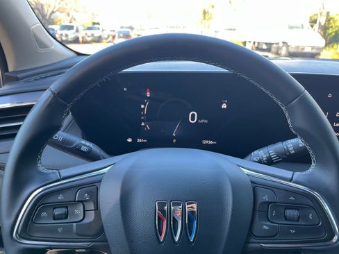 Used 2025 Buick Encore GX Preferred image 25