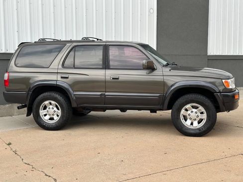 Used 1997 Toyota 4Runner Limited image 25