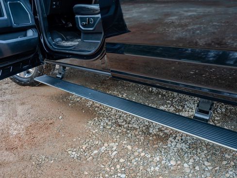 Used 2019 Ford F150 Platinum image 31