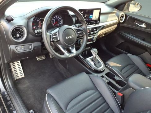 Used 2023 Kia Forte GT-Line w/ GT-Line Premium Package FWD image 12