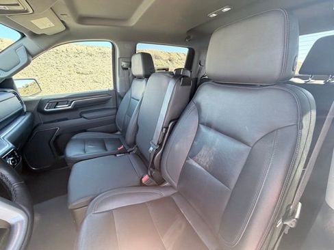 Used 2024 GMC Sierra 1500 SLT image 21