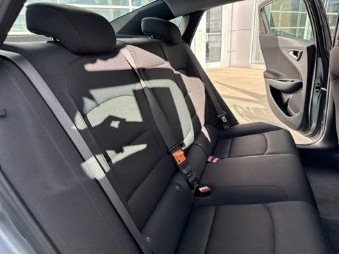 Used 2024 Chevrolet Malibu LT image 29