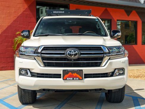 Used 2020 Toyota Land Cruiser Heritage Edition AWD/4WD image 2