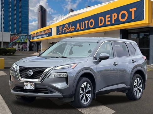 Used 2022 Nissan Rogue SV FWD image 1