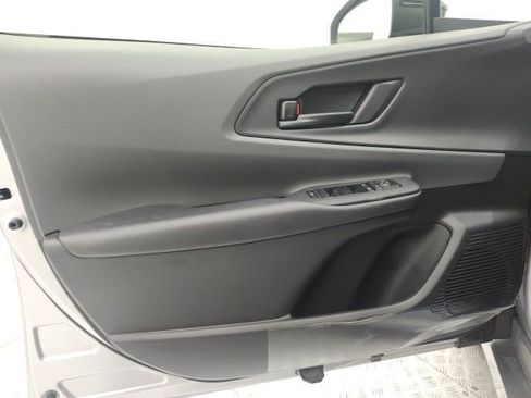 Used 2026 Toyota Prius LE image 11