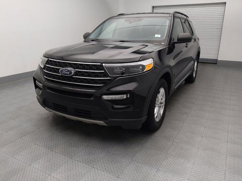 Used 2023 Ford Explorer XLT w/ Equipment Group 202A RWD image 15