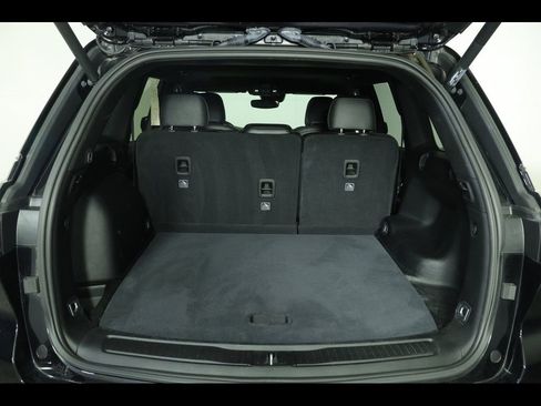 Used 2023 Jeep Grand Cherokee Altitude AWD/4WD image 15