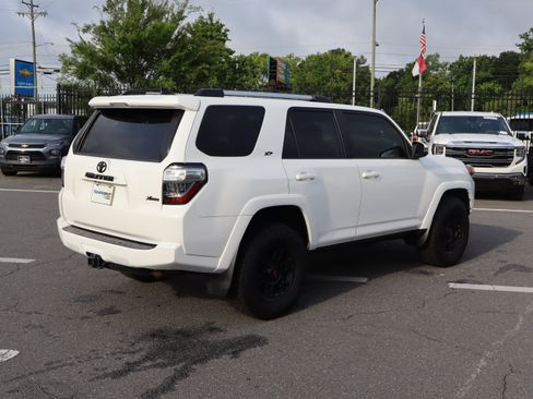 Used 2019 Toyota 4Runner SR5 Premium AWD/4WD image 10