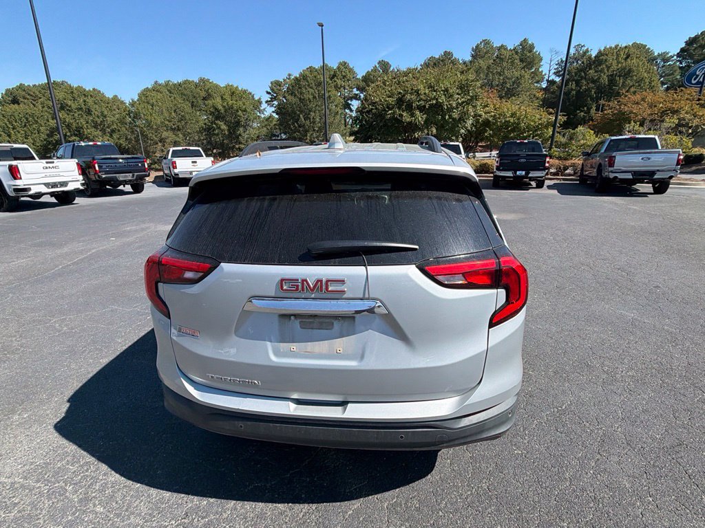 Used 2020 GMC Terrain SLE w/ Driver Convenience Package FWD image 19
