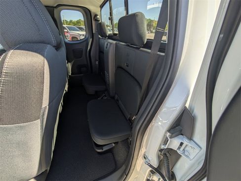 New 2025 Nissan Frontier SV image 14