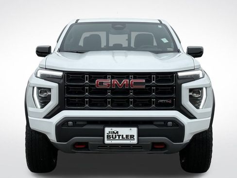 Used 2023 GMC Canyon AT4 image 11